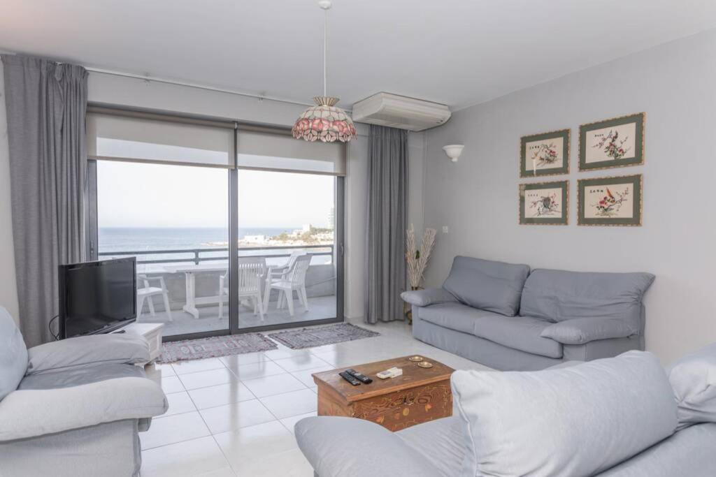 St Julians' Sea Front, Spectacular View, Apartment Saint Julian's ภายนอก รูปภาพ